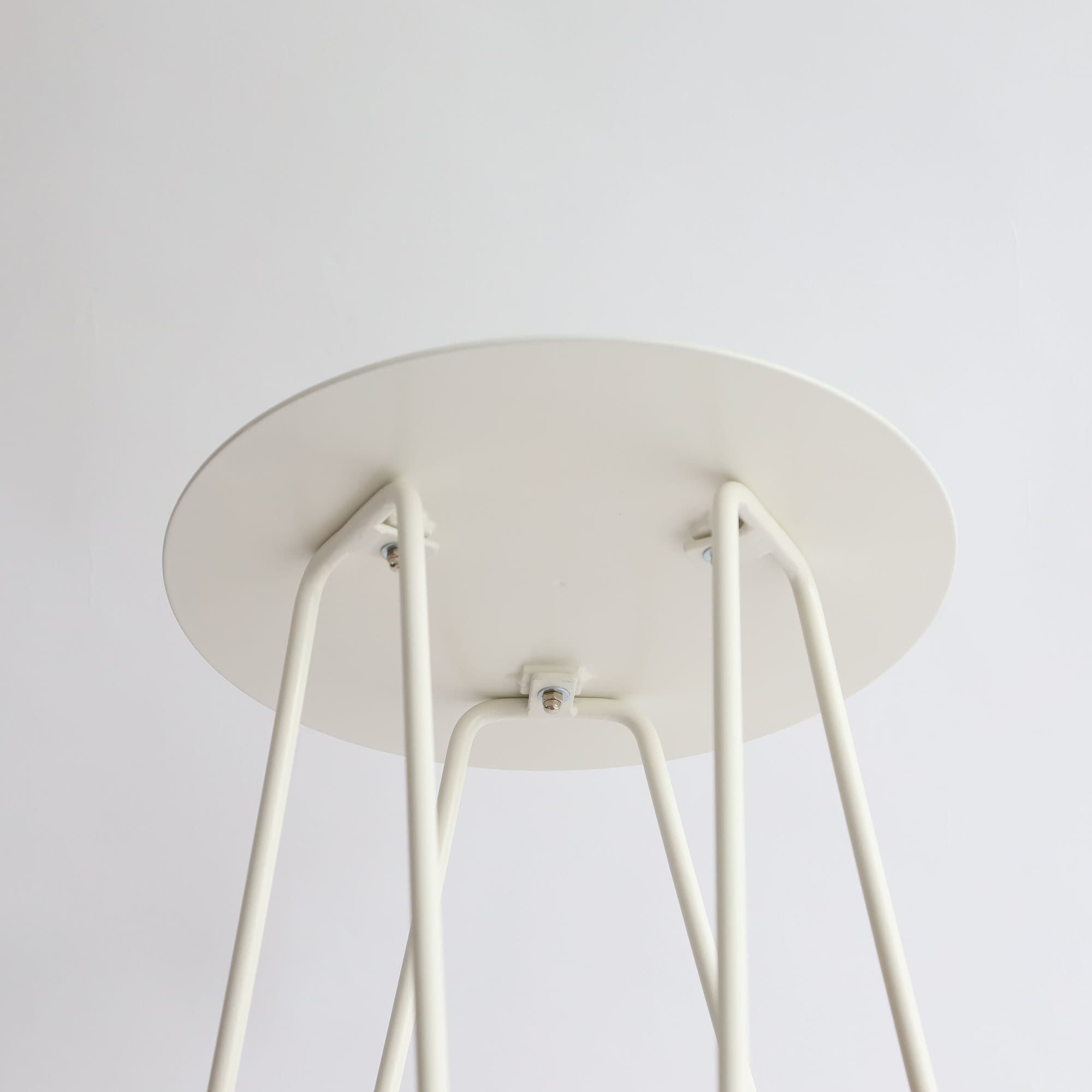 在庫限り】WALLABY SIDE TABLE White｜これまでに販売した商品｜IDEE