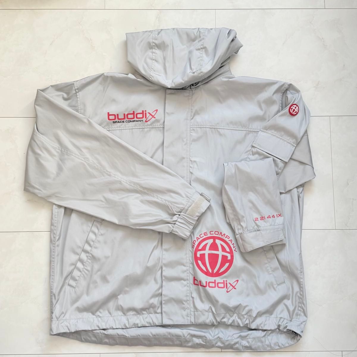 ファンタ バーチカル バディ vertical garage buddix マウテンパーカー