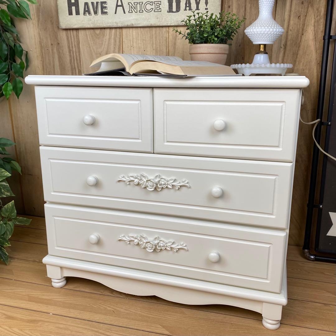 訳あり品！【137】フレンチ調ホワイトチェスト三段四つ引き木製収納家具姫系タンス フレンチカントリー 木製 チェスト 4段 完成品 / アンティーク