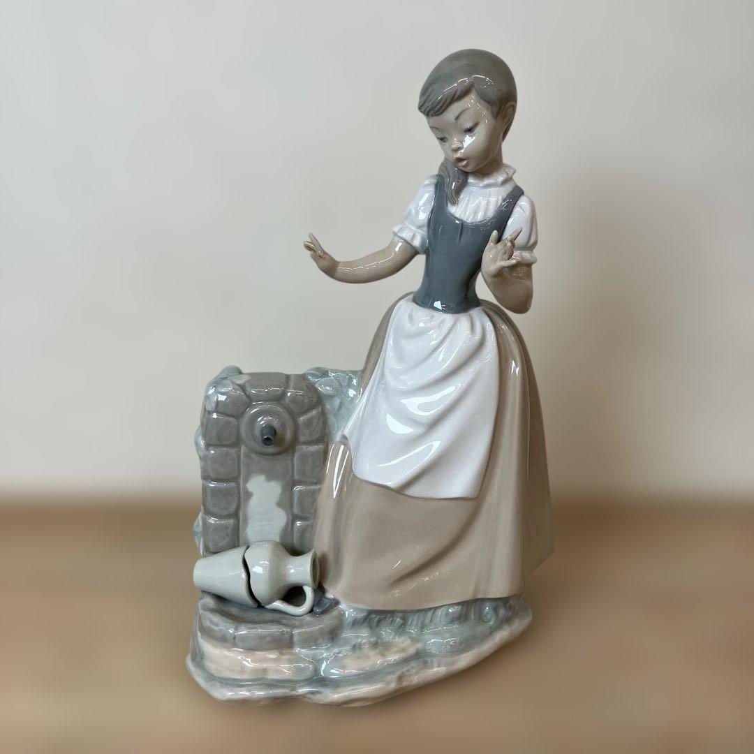 LLADRO NAO リヤドロ フィギュリン 少女と壊れたジャー 置物 LLADRO NAO リヤドロ フィギュリン 少女と壊れたジャー 置物 - メルカリ