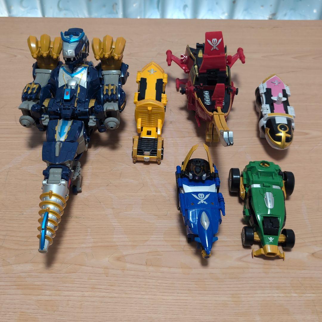 海賊戦隊ゴーカイオー＆豪獣神 Amazon.co.jp: 海賊戦隊ゴーカイジャー 海賊合体 DX豪獣神 : おもちゃ