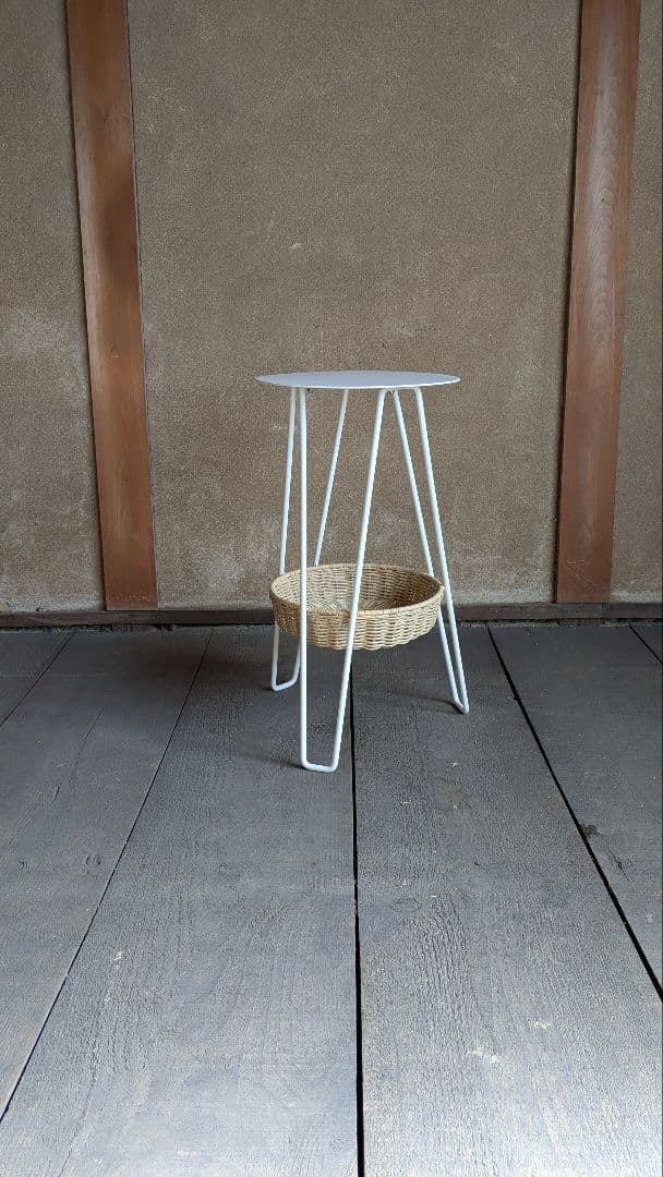 IDEE イデーWALLABY SIDE TABLE White　サイドテーブル イデー / IDEE ワラビー / WALLABY サイドテーブル バスケット 白