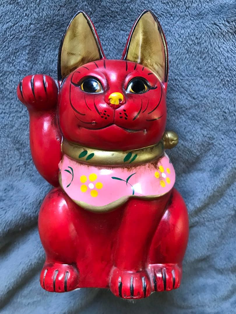 招き猫 年代物？　縁起物 楽天市場】招き猫 貯金箱 白磁 陶磁工芸品 置物 雑貨 レトロ
